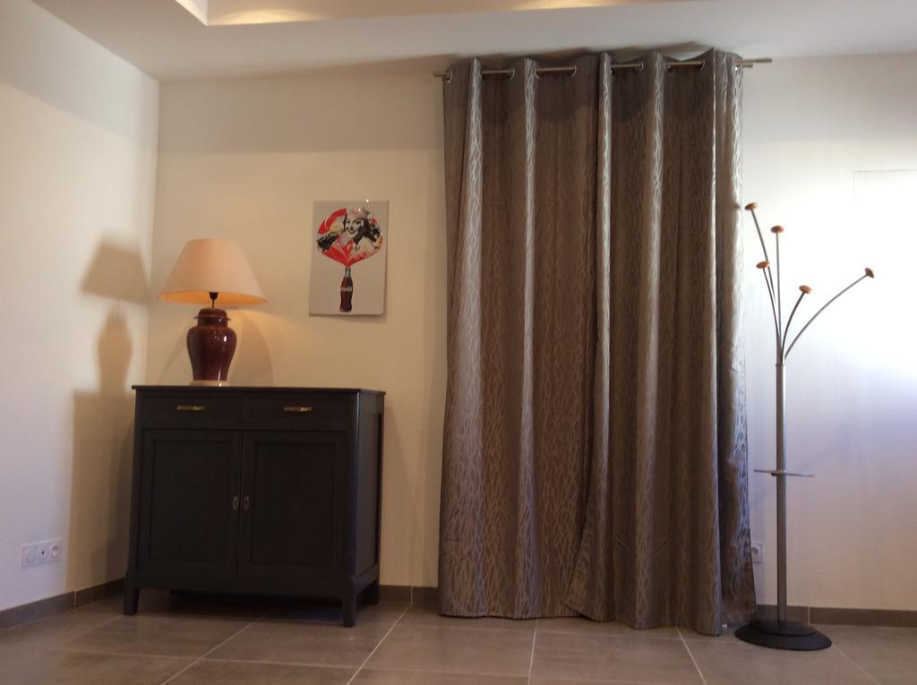 La Maison D'Estelle Apartment Laverune ภายนอก รูปภาพ