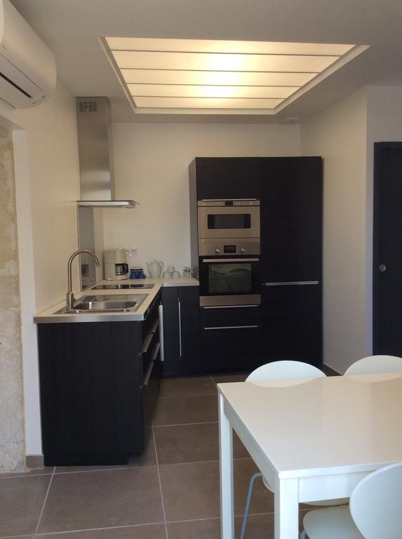 La Maison D'Estelle Apartment Laverune ภายนอก รูปภาพ